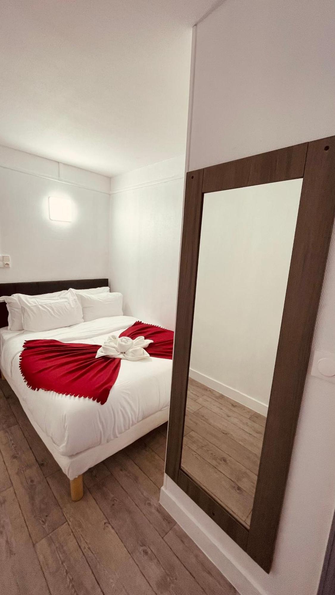 Hotel Louvain Париж Екстер'єр фото